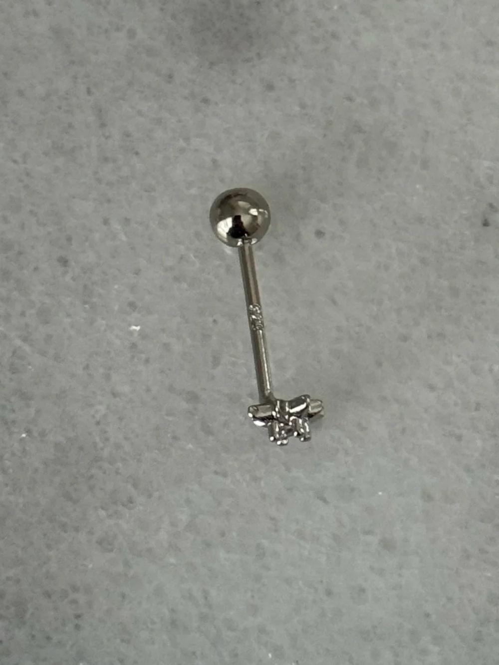 Silver Crystal Star Burst Cartilage Earring   Brand New